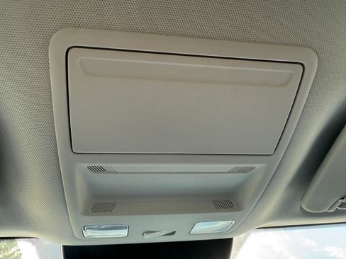 Used 2025 Ford Maverick XLT FWD image 35