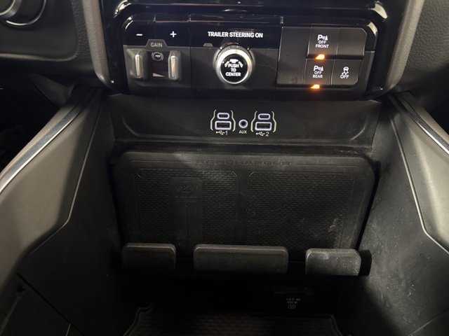 Used 2025 RAM 1500 Big Horn AWD/4WD image 15