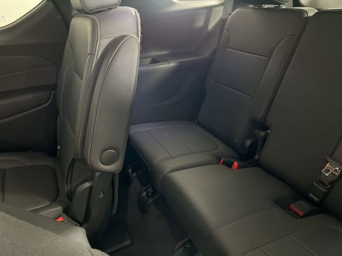 Used 2023 Chevrolet Traverse LT w/ LPO, Floor Liner Package AWD/4WD image 18