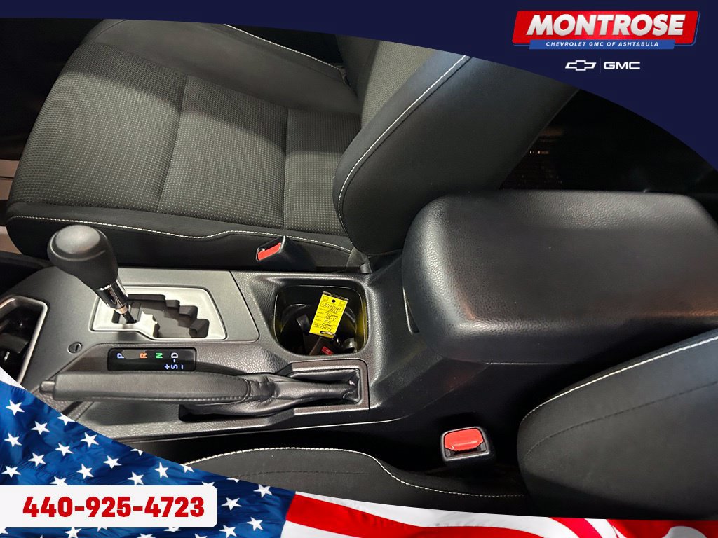 Used 2018 Toyota RAV4 XLE AWD/4WD image 16
