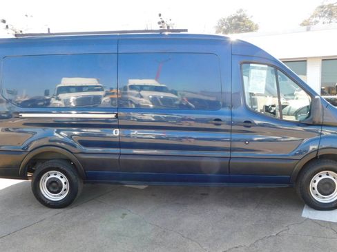 Used 2019 Ford Transit 250 148 Medium Roof image 2