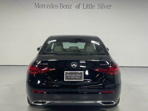 Used 2025 Mercedes-Benz C 300 4MATIC Sedan image 4