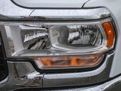 Used 2021 RAM 2500 Tradesman w/ Chrome Appearance Group image 8