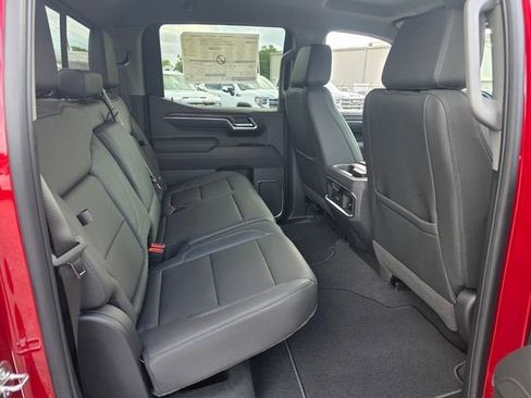 New 2026 GMC Sierra 1500 SLT AWD/4WD image 15