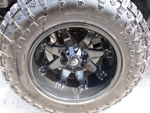 Used 2015 Jeep Wrangler Unlimited Sahara w/ Max Tow Package image 9