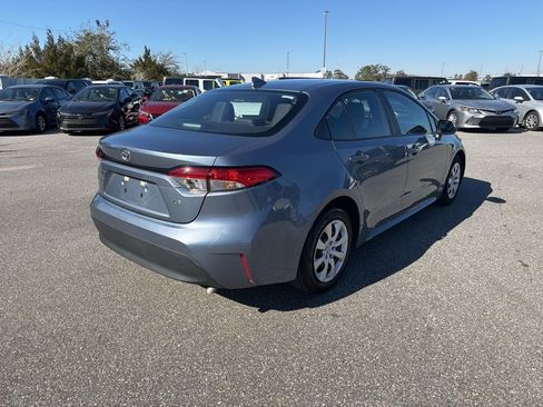 Used 2025 Toyota Corolla LE image 6