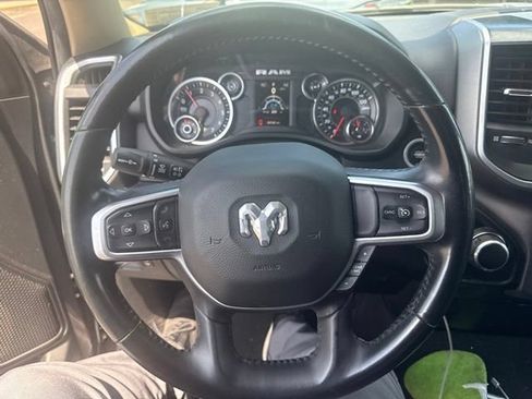 Used 2020 RAM 1500 Big Horn AWD/4WD image 3