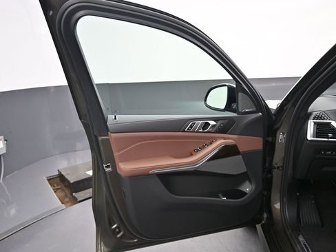 New 2026 BMW X5 xDrive50e AWD/4WD image 5