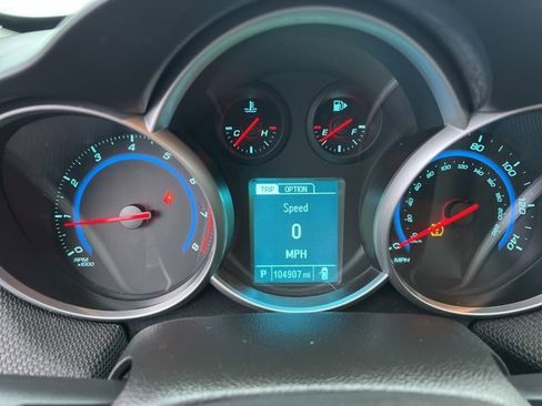 Used 2016 Chevrolet Cruze LT image 21