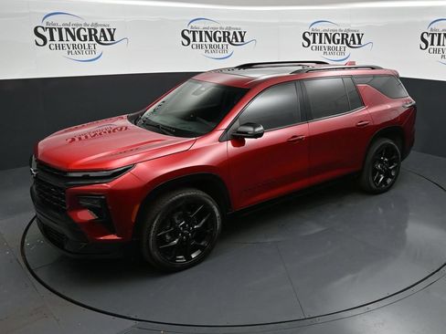Used 2024 Chevrolet Traverse RS w/ LPO, Floor Liner Package FWD image 20