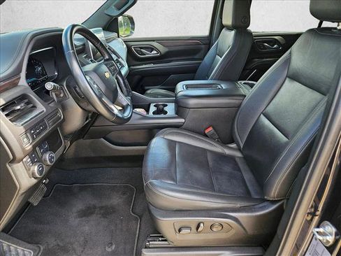 Used 2024 Chevrolet Suburban LT AWD/4WD image 12