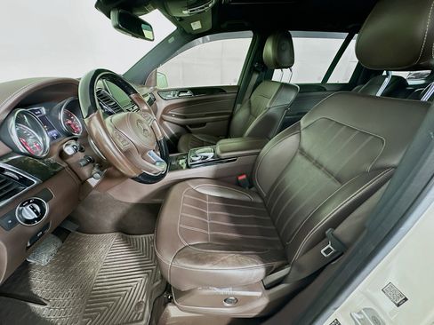 Used 2017 Mercedes-Benz GLS 450 4MATIC image 13