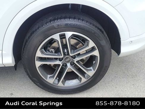 Certified 2025 Audi Q5 Premium w/ Convenience Package AWD/4WD image 16
