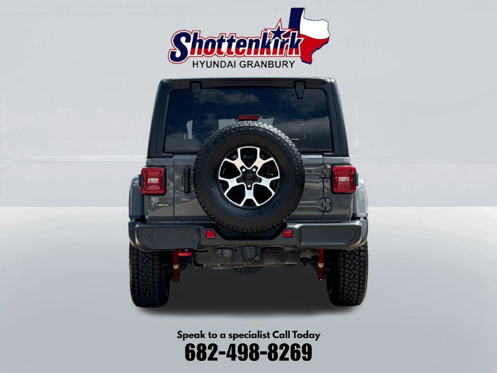 Used 2022 Jeep Wrangler Unlimited Rubicon w/ LED Lighting Group AWD/4WD image 7