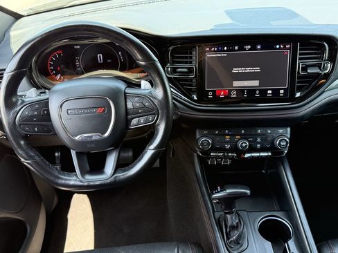 Used 2023 Dodge Durango GT RWD image 11