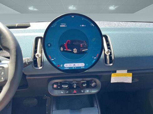 Used 2025 MINI Cooper Countryman S w/ Comfort Package Max image 20