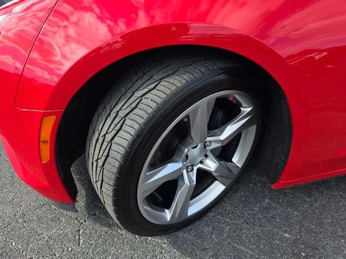 Used 2018 Chevrolet Camaro SS RWD image 33