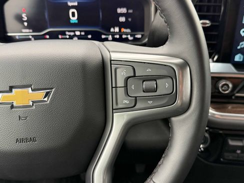 Used 2025 Chevrolet Silverado 2500 LT w/ Convenience Package AWD/4WD image 33