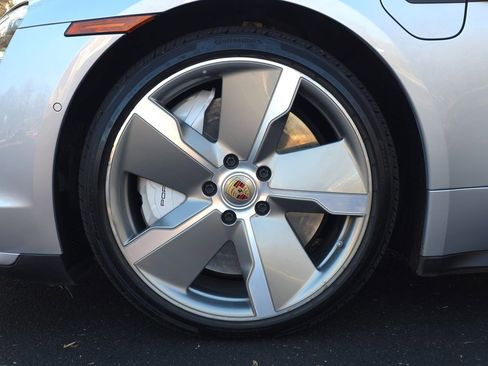 Used 2020 Porsche Taycan Turbo image 68