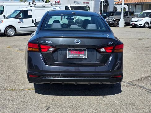 Used 2021 Nissan Altima 2.5 SV FWD image 7