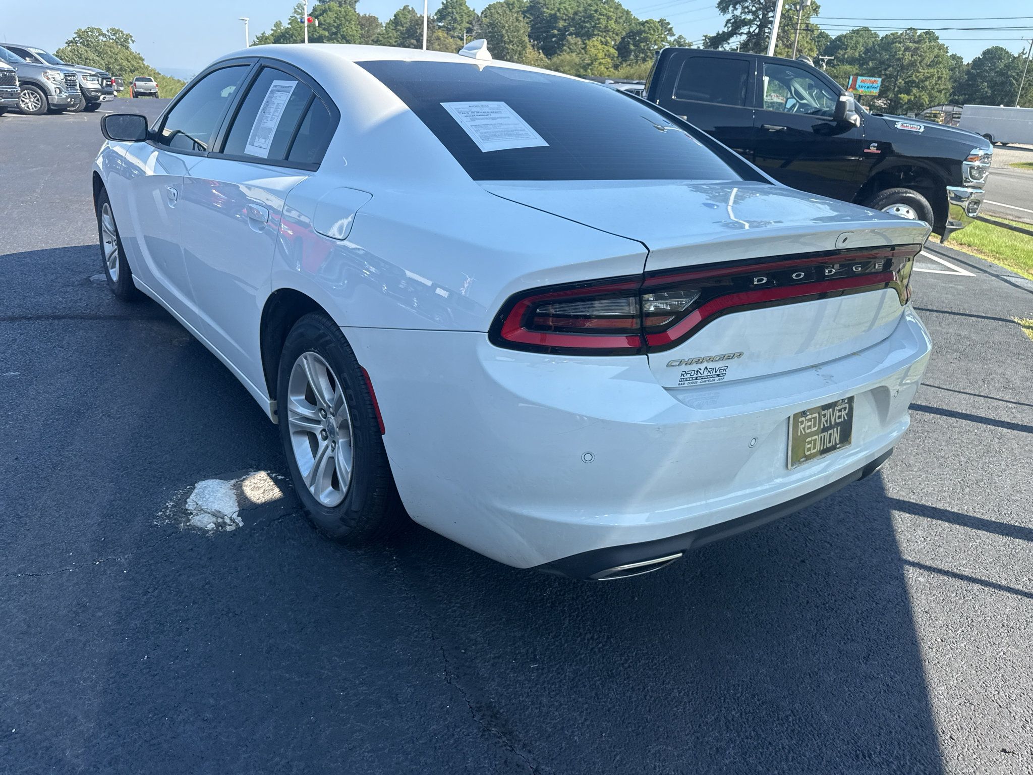 Used 2023 Dodge Charger SXT w/ Cold Weather Package RWD image 6
