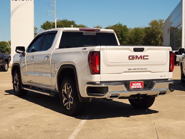 Used 2024 GMC Sierra 1500 SLT AWD/4WD image 4