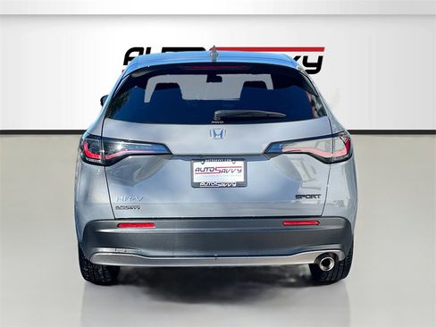 Used 2025 Honda HR-V Sport image 6