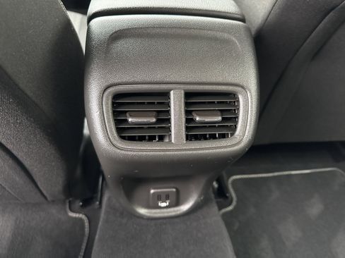 Used 2018 Buick Regal Preferred w/ Sights and Sounds Package image 10