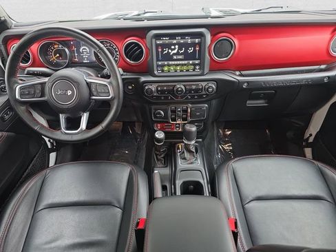 Used 2023 Jeep Wrangler Unlimited Rubicon AWD/4WD image 9