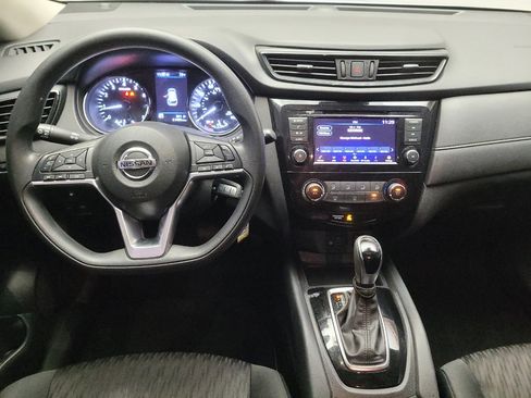 Used 2020 Nissan Rogue S FWD image 22