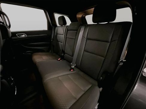 Used 2021 Jeep Grand Cherokee Laredo AWD/4WD image 26