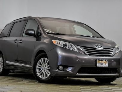 Used 2015 Toyota Sienna XLE Premium