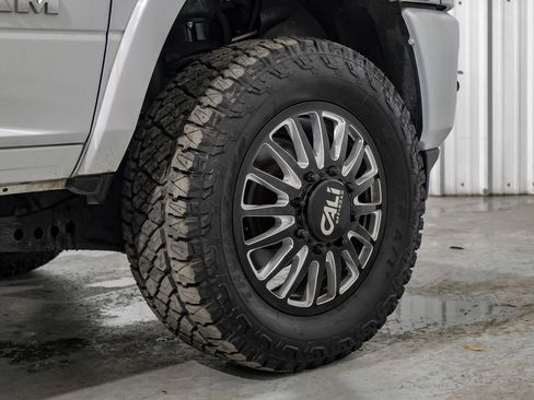 Used 2020 RAM 3500 Laramie image 66