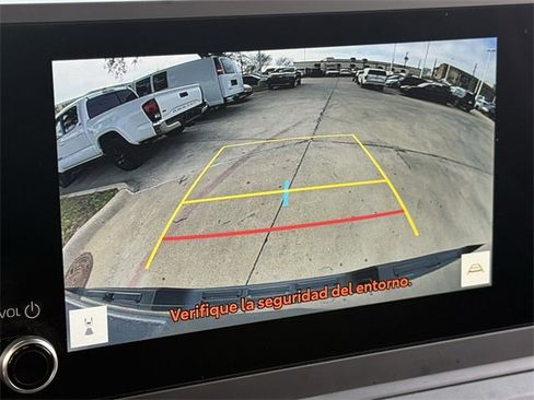 Used 2024 Toyota Tacoma SR image 18