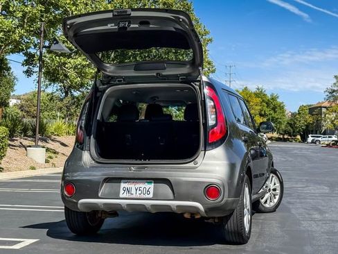 Used 2019 Kia Soul + FWD image 20