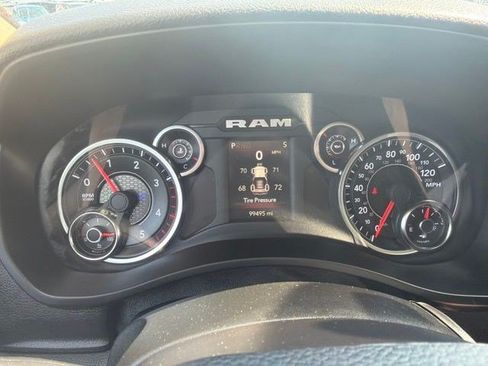 Used 2020 RAM 2500 Tradesman w/ Chrome Appearance Group AWD/4WD image 30