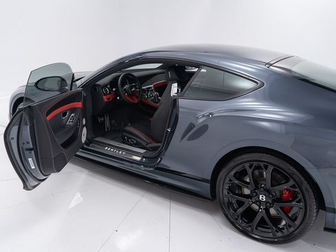 Certified 2023 Bentley Continental GT V8 AWD/4WD image 9
