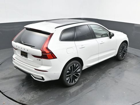 New 2026 Volvo XC60 B5 Ultra w/ Protection Package Premier AWD/4WD image 27