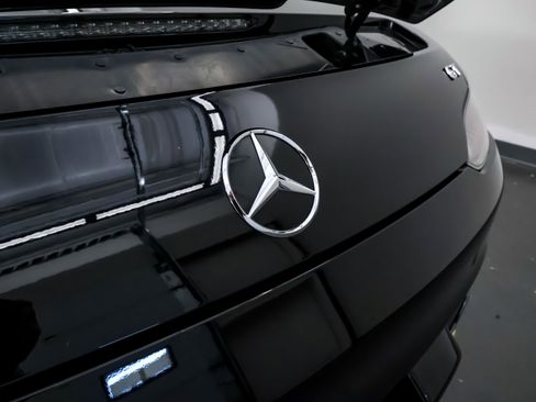 Used 2021 Mercedes-Benz AMG GT Roadster image 38