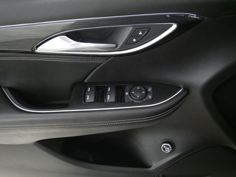 Used 2023 Buick Envision Preferred w/ Sport Touring Package image 19