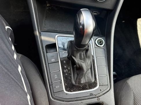 Used 2019 Volkswagen Jetta S w/ Driver Assistance Package FWD image 20