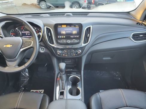 Certified 2022 Chevrolet Equinox Premier w/ LPO, Floor Liner Package image 18