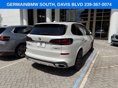 Used 2024 BMW X5 sDrive40i w/ M Sport Package RWD image 12
