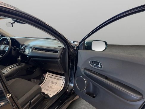 Used 2021 Honda HR-V EX image 19