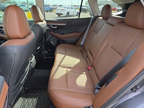 Used 2025 Subaru Outback Touring XT w/ Popular Package #2 image 10