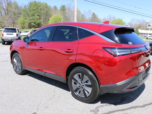 Used 2025 Nissan Murano SL image 3