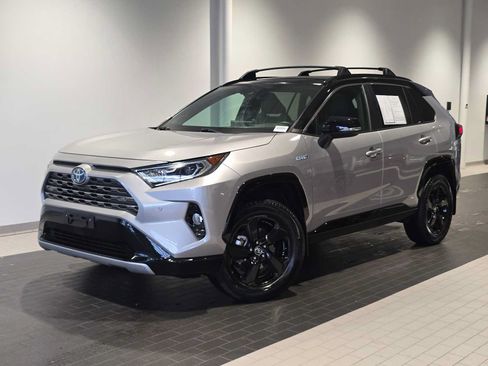 Used 2020 Toyota RAV4 XSE AWD/4WD image 1