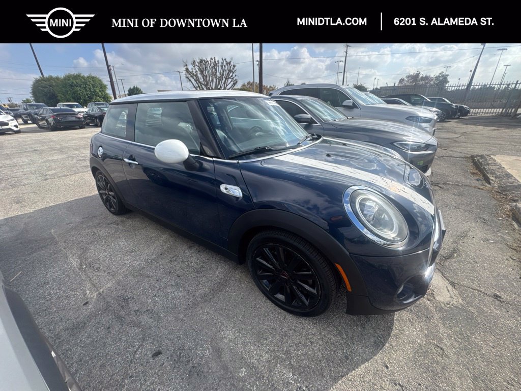 Used 2019 MINI Cooper S w/ Signature Upholstery Package FWD image 1
