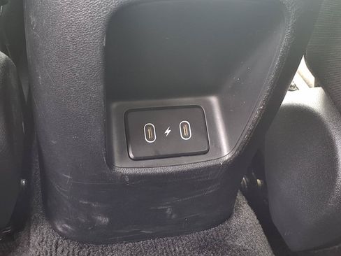 Used 2025 Hyundai Elantra SEL FWD image 23