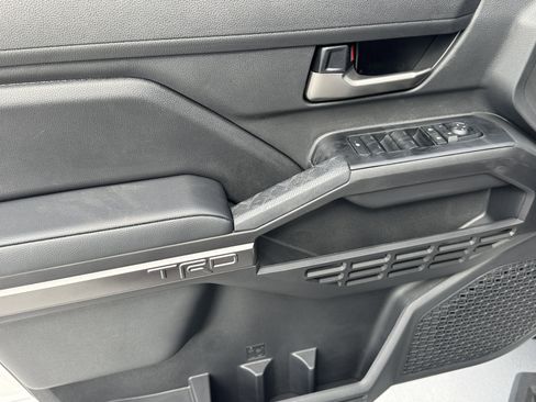 New 2026 Toyota Tacoma TRD Off-Road AWD/4WD image 18